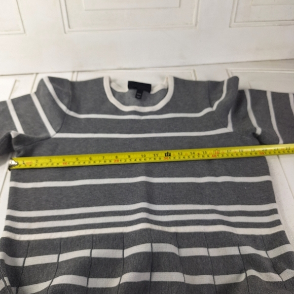Lane Bryant Grey and White Striped Womens Sweater Dress Mid Sleeve Size 18/20 - Picture 11 of 15